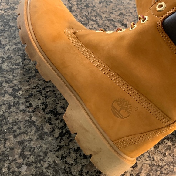 Timberland boots - Picture 2 of 3
